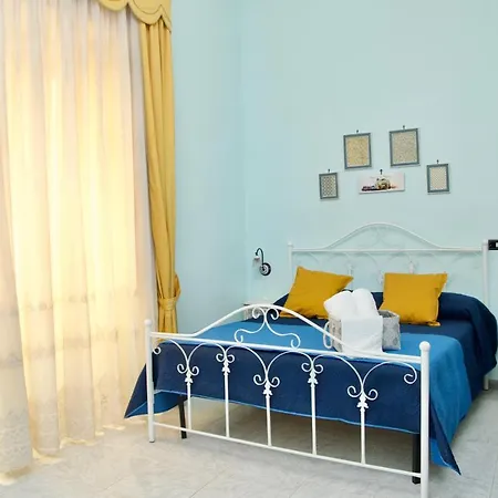 La Terrazza A Dante Bed & Breakfast Naples